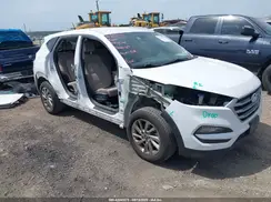 KM8J3CA40HU419397 2017 HYUNDAI TUCSON