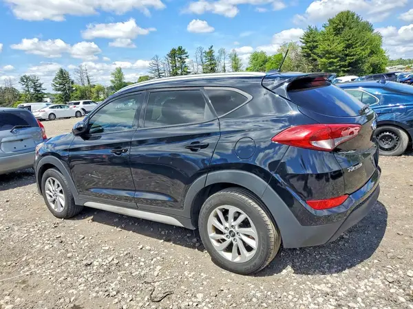 KM8J3CA40HU422977 2017 HYUNDAI TUCSON - Image 2