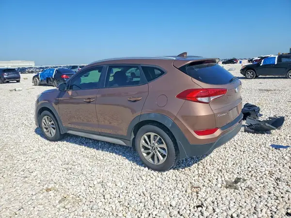 KM8J3CA40HU425796 2017 HYUNDAI TUCSON - Image 2