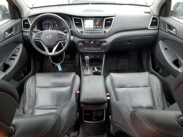 KM8J3CA40HU426317 2017 HYUNDAI TUCSON - Image 8