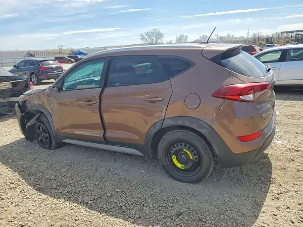 KM8J3CA40HU434983 2017 HYUNDAI TUCSON - Image 2