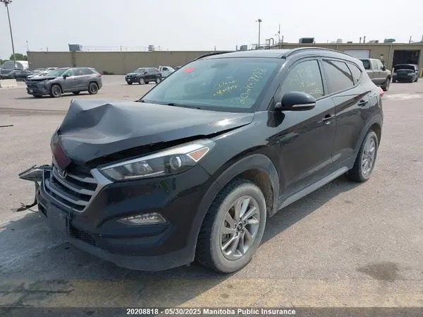 KM8J3CA40HU442050 2017 HYUNDAI TUCSON - Image 2