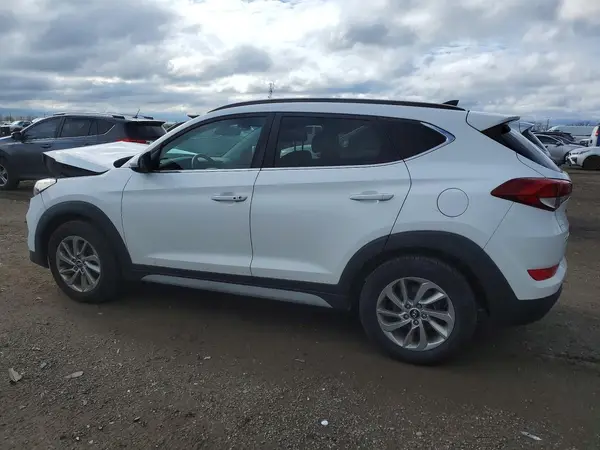 KM8J3CA40HU452271 2017 HYUNDAI TUCSON - Image 2