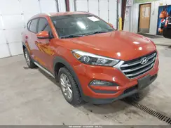 KM8J3CA40HU452500 2017 HYUNDAI TUCSON