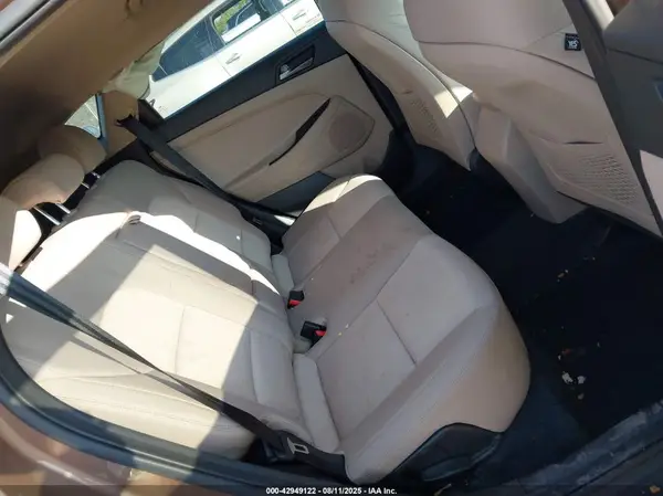 KM8J3CA40HU454425 2017 HYUNDAI TUCSON - Image 8