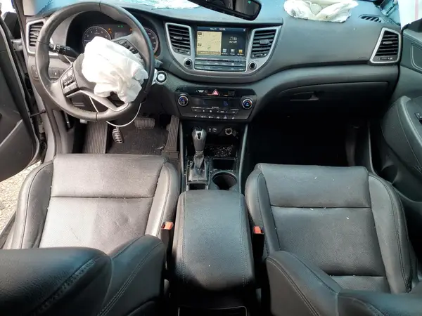 KM8J3CA40HU474559 2017 HYUNDAI TUCSON - Image 8