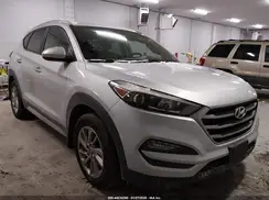 KM8J3CA40HU478305 2017 HYUNDAI TUCSON