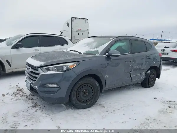KM8J3CA40HU495539 2017 HYUNDAI TUCSON - Image 2
