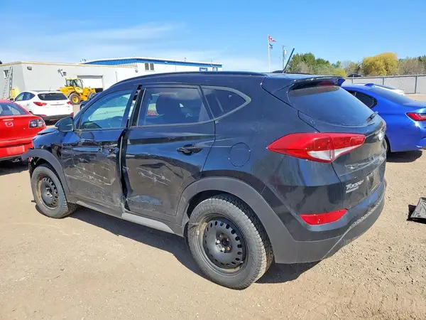 KM8J3CA40HU501680 2017 HYUNDAI TUCSON - Image 2