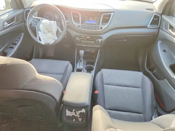 KM8J3CA40HU509410 2017 HYUNDAI TUCSON - Image 8