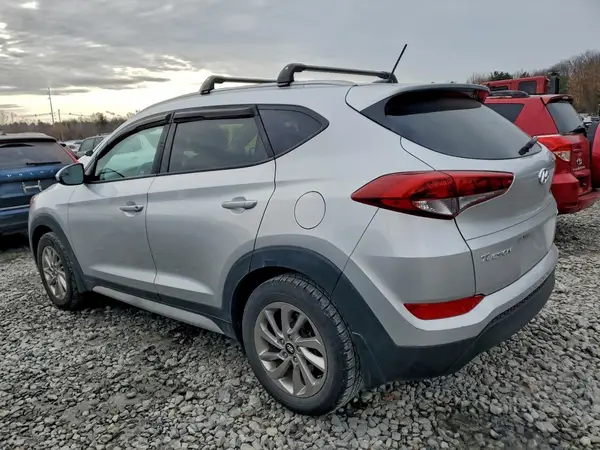 KM8J3CA40HU527731 2017 HYUNDAI TUCSON - Image 2