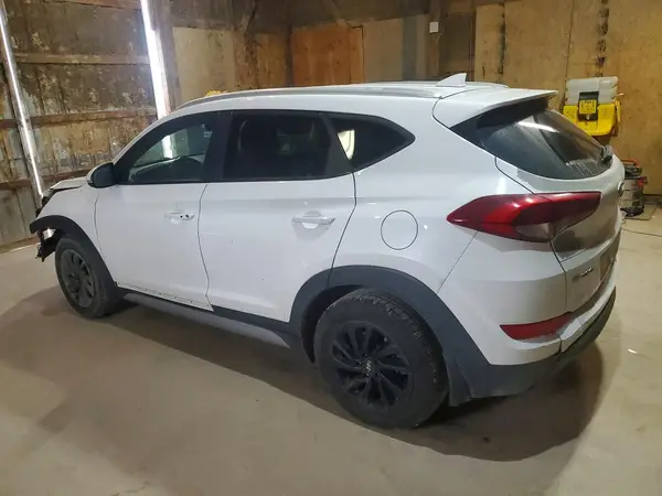 KM8J3CA40HU529186 2017 HYUNDAI TUCSON - Image 2