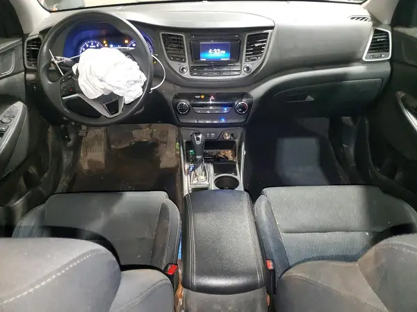 KM8J3CA40HU534887 2017 HYUNDAI TUCSON - Image 8