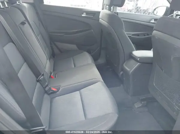 KM8J3CA40HU535148 2017 HYUNDAI TUCSON - Image 8