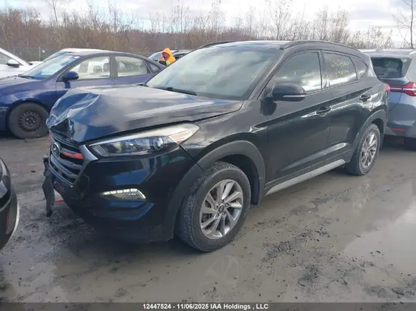 KM8J3CA40HU541399 2017 HYUNDAI TUCSON - Image 2