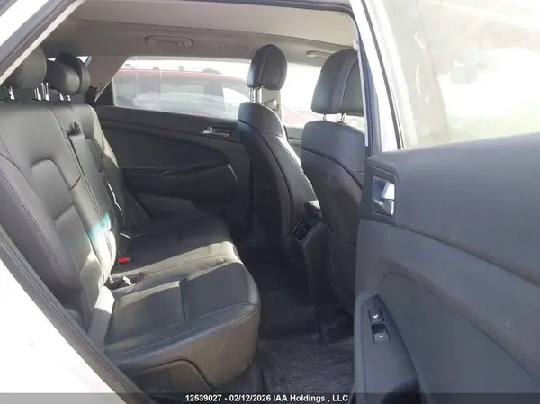 KM8J3CA40HU551589 2017 HYUNDAI TUCSON - Image 8