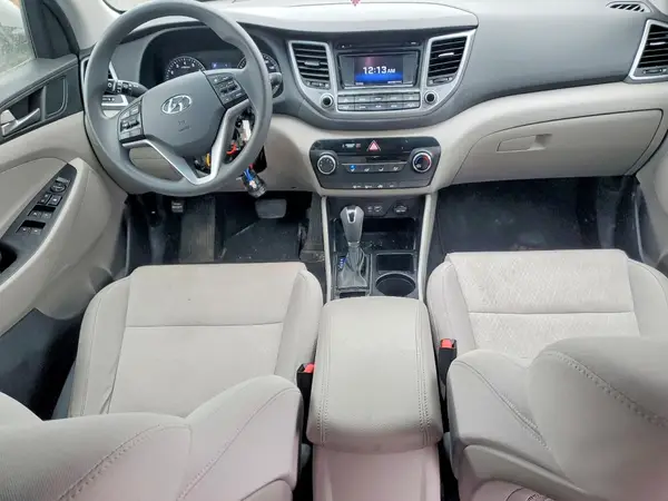 KM8J3CA40HU583779 2017 HYUNDAI TUCSON - Image 8
