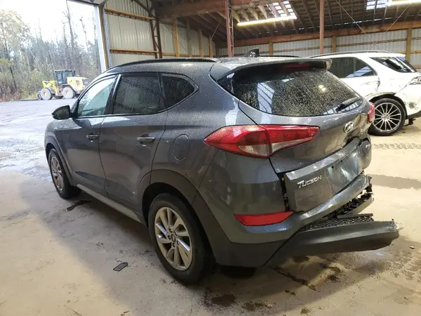 KM8J3CA40JU597400 2018 HYUNDAI TUCSON - Image 2