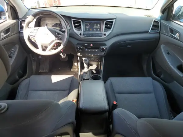 KM8J3CA40JU605754 2018 HYUNDAI TUCSON - Image 8