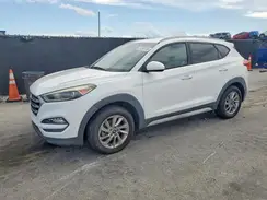 KM8J3CA40JU630816 2018 HYUNDAI TUCSON