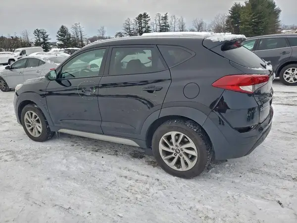 KM8J3CA40JU637930 2018 HYUNDAI TUCSON - Image 2
