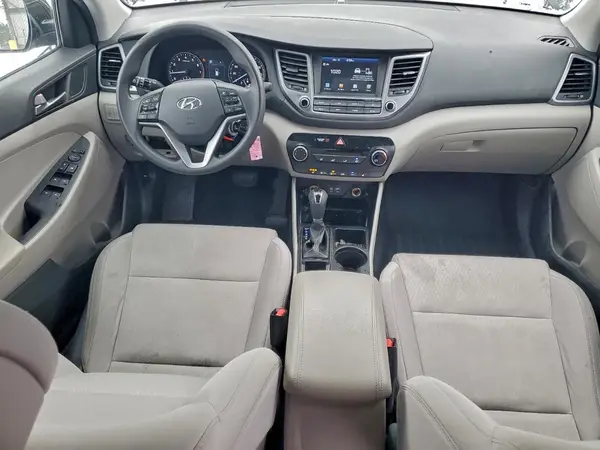 KM8J3CA40JU637930 2018 HYUNDAI TUCSON - Image 8