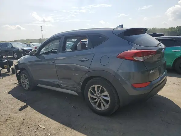 KM8J3CA40JU644621 2018 HYUNDAI TUCSON - Image 2
