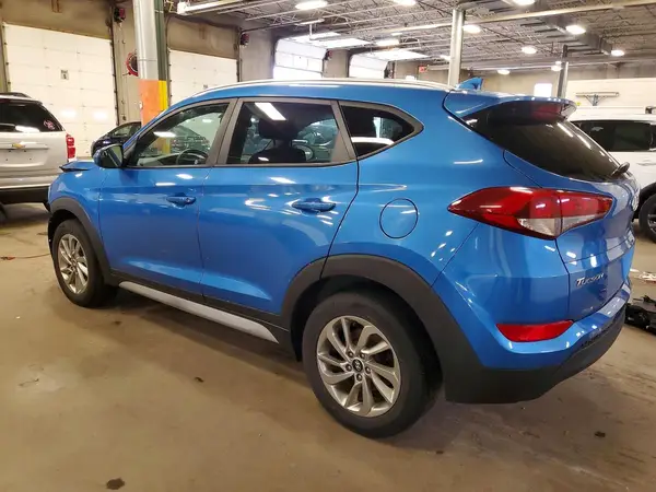 KM8J3CA40JU656526 2018 HYUNDAI TUCSON - Image 2