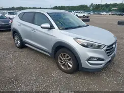 KM8J3CA40JU670717 2018 HYUNDAI TUCSON