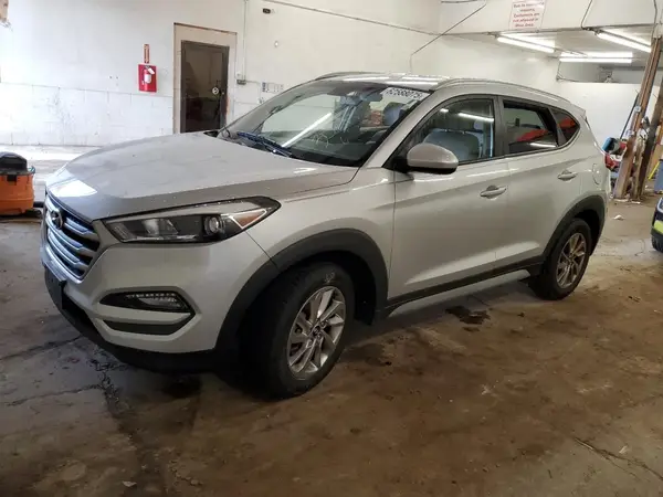 KM8J3CA40JU677053 2018 HYUNDAI TUCSON - Image 1