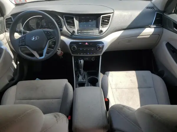 KM8J3CA40JU684603 2018 HYUNDAI TUCSON - Image 8