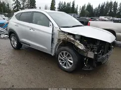 KM8J3CA40JU685234 2018 HYUNDAI TUCSON