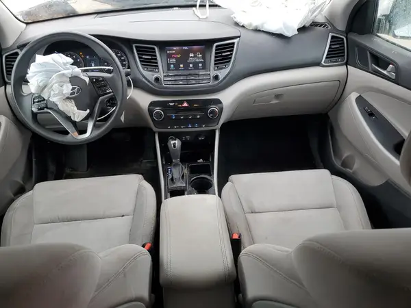 KM8J3CA40JU698016 2018 HYUNDAI TUCSON - Image 8