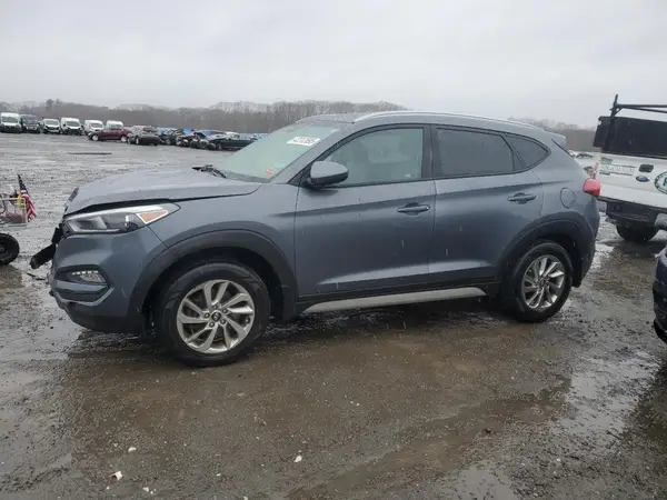 KM8J3CA40JU706809 2018 HYUNDAI TUCSON - Image 1
