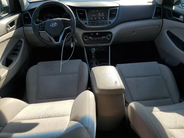 KM8J3CA40JU713601 2018 HYUNDAI TUCSON - Image 8