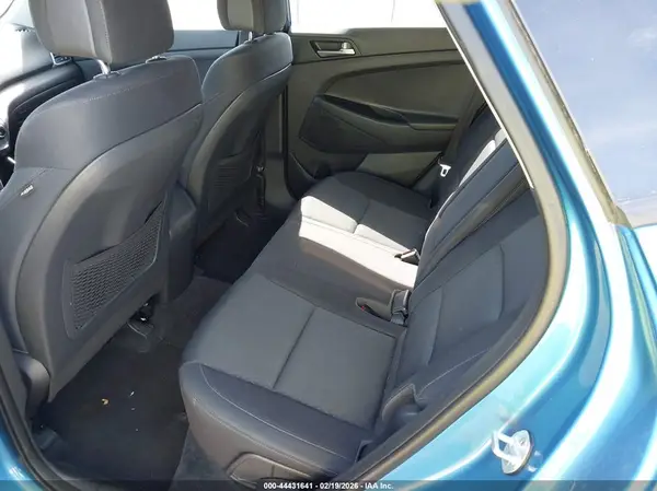 KM8J3CA40JU720810 2018 HYUNDAI TUCSON - Image 8