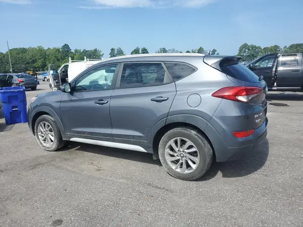 KM8J3CA40JU734786 2018 HYUNDAI TUCSON - Image 2