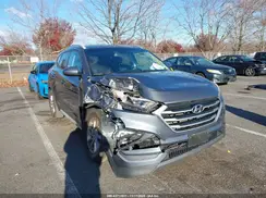 KM8J3CA40JU742337 2018 HYUNDAI TUCSON