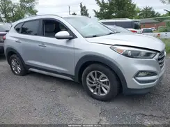 KM8J3CA40JU750793 2018 HYUNDAI TUCSON
