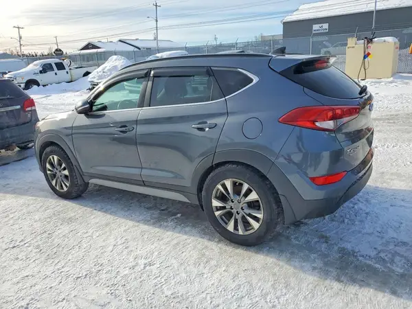 KM8J3CA40JU771093 2018 HYUNDAI TUCSON - Image 2