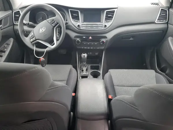 KM8J3CA40JU809079 2018 HYUNDAI TUCSON - Image 8