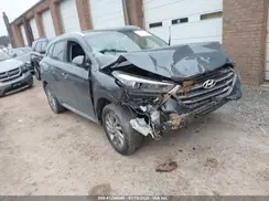 KM8J3CA40JU818915 2018 HYUNDAI TUCSON