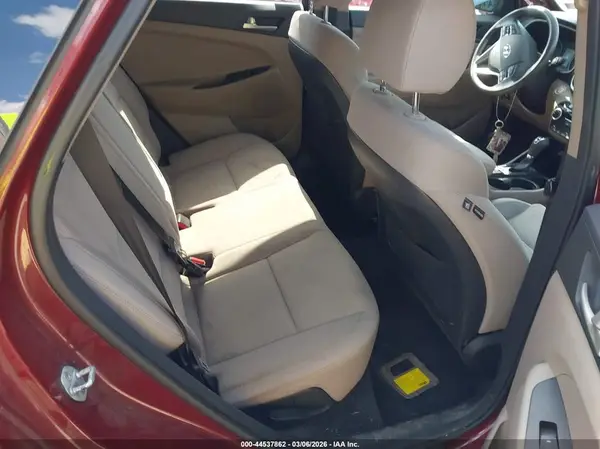 KM8J3CA40KU014048 2019 HYUNDAI TUCSON - Image 8
