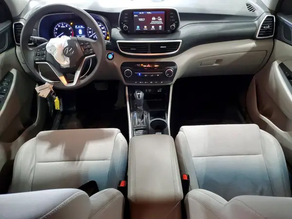 KM8J3CA40KU038964 2019 HYUNDAI TUCSON - Image 8