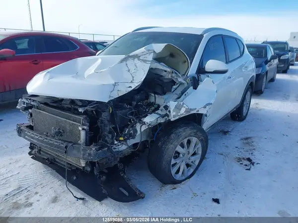 KM8J3CA40KU855075 2019 HYUNDAI TUCSON - Image 2