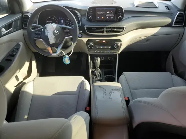 KM8J3CA40KU857604 2019 HYUNDAI TUCSON - Image 8