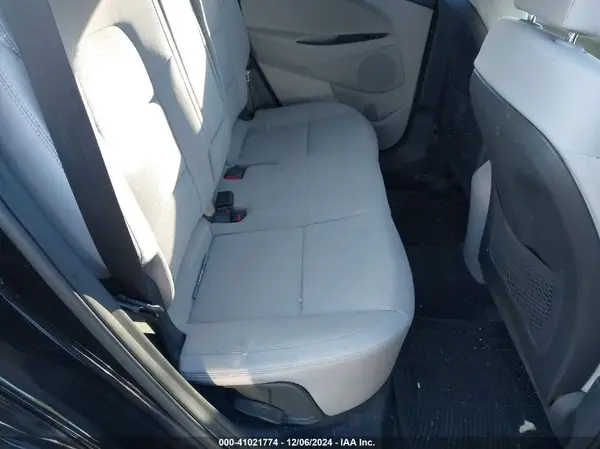KM8J3CA40KU878596 2019 HYUNDAI TUCSON - Image 8