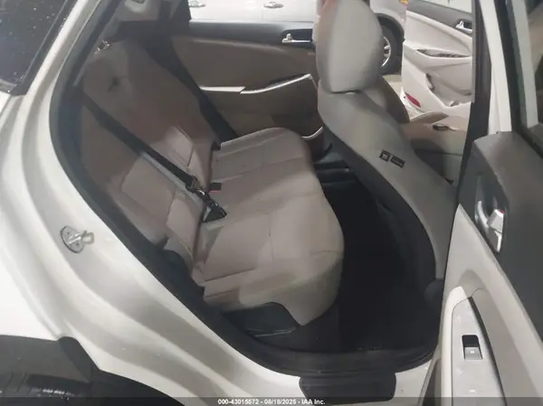 KM8J3CA40KU896550 2019 HYUNDAI TUCSON - Image 8