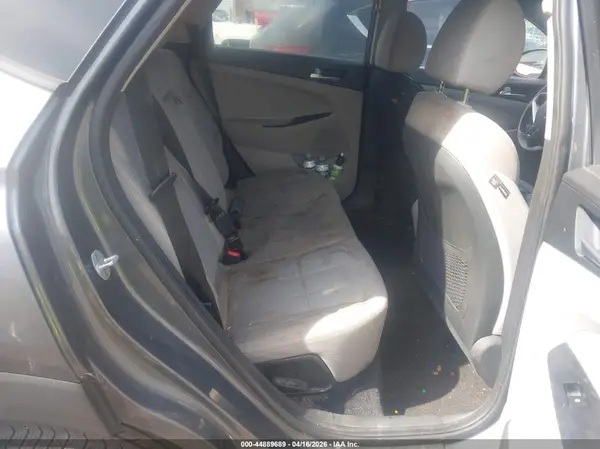 KM8J3CA40KU911421 2019 HYUNDAI TUCSON - Image 8