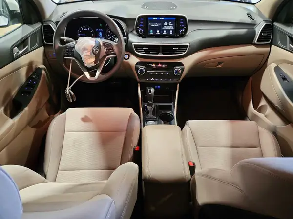 KM8J3CA40KU930390 2019 HYUNDAI TUCSON - Image 8